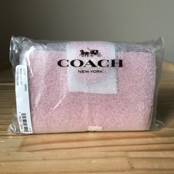 Coach wallet🎈🎈 - Picture 9 of 9